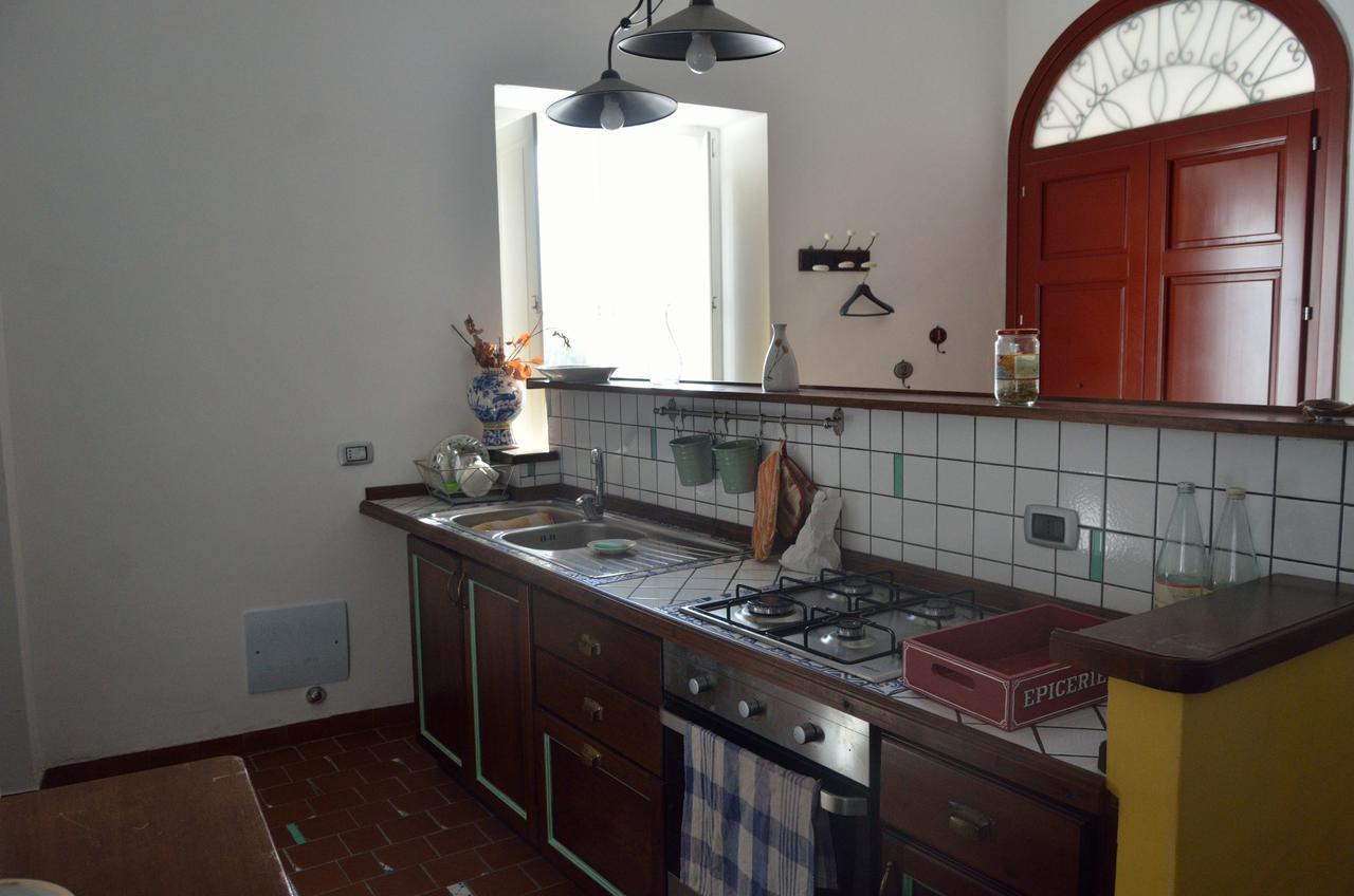 Il Giardino Del Sole Bed and Breakfast Roccarainola Eksteriør billede